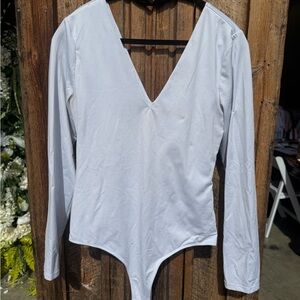 Gianni Bini White V-Neck Bodysuit